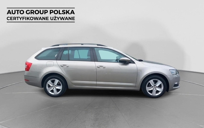 Skoda Octavia cena 49500 przebieg: 157189, rok produkcji 2017 z Goniądz małe 254